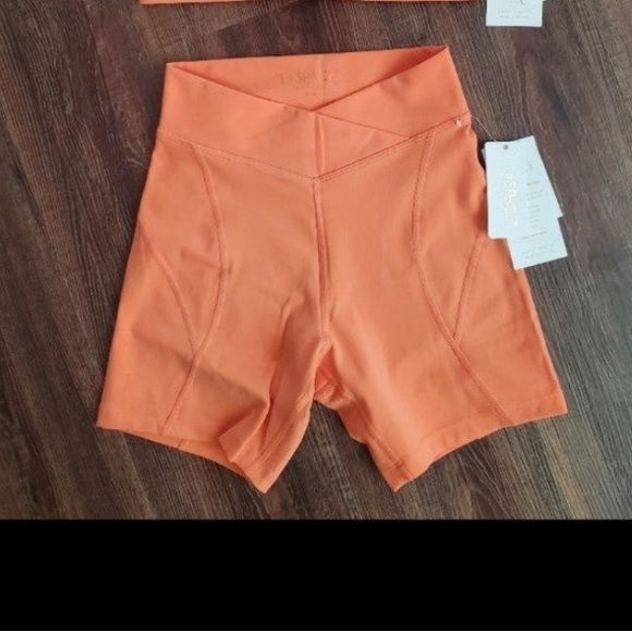 L*space slate Carter bike shorts size medium - Picture 3 of 4